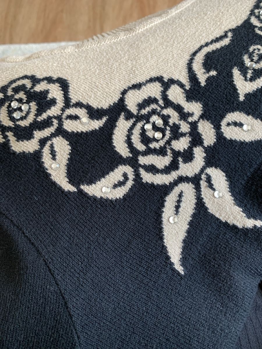 Maglioni & Felpe: Pullover Schwarz Beige mit Strass Gr L mit Blumenmuster – Usato da Nussbaumen AG venduto da brigitebardot 3