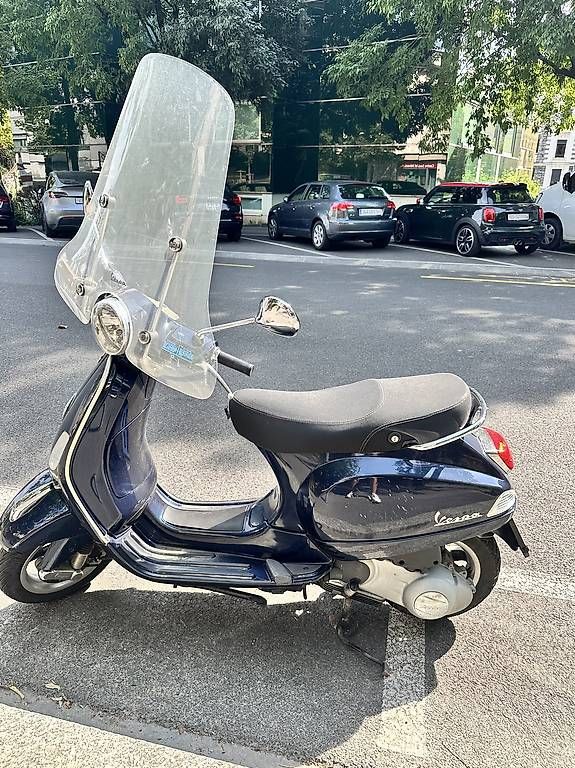 Vespa Scooters: Vespa 125 Bleu – D'occasion à Lausanne par gue_5fmg 1