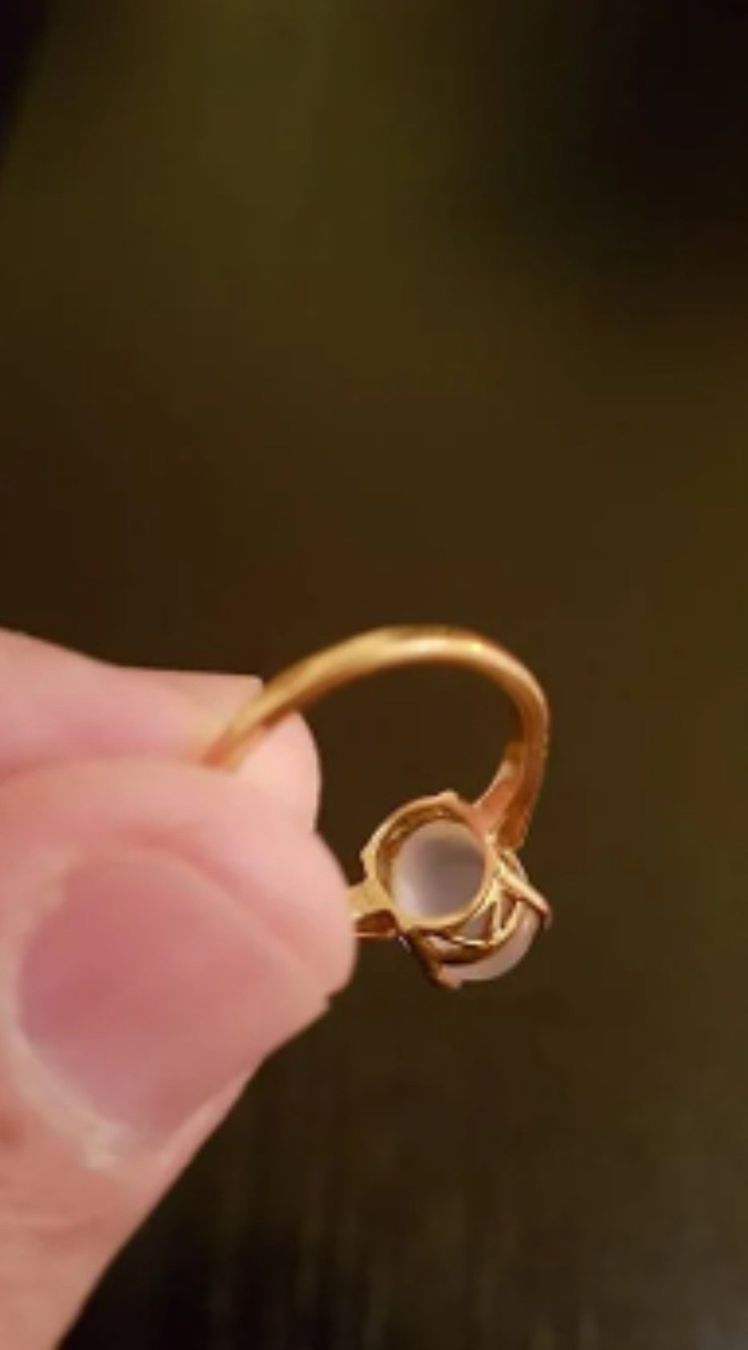 Anelli: Goldring "750" mit Regenbogenmondstein – Nuovo (secondo la descrizione) da KLOTEN venduto da Luxurious-Shop 4
