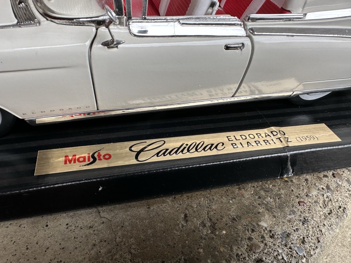 Cadillac Modellini d'auto: Cadillac Eldorado biarritz 1959 Cabrio Oldtimer Classic – Nuovo (secondo la descrizione) da Reinach AG venduto da rares75 1