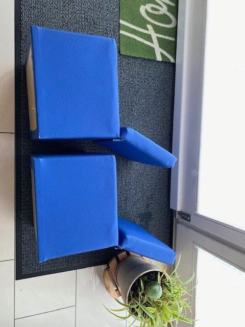 Sgabelli: 2 marineblaue Klapp-Hocker, variabel einsetzbar! – Usato da Zürich venduto da Hallo0109 3
