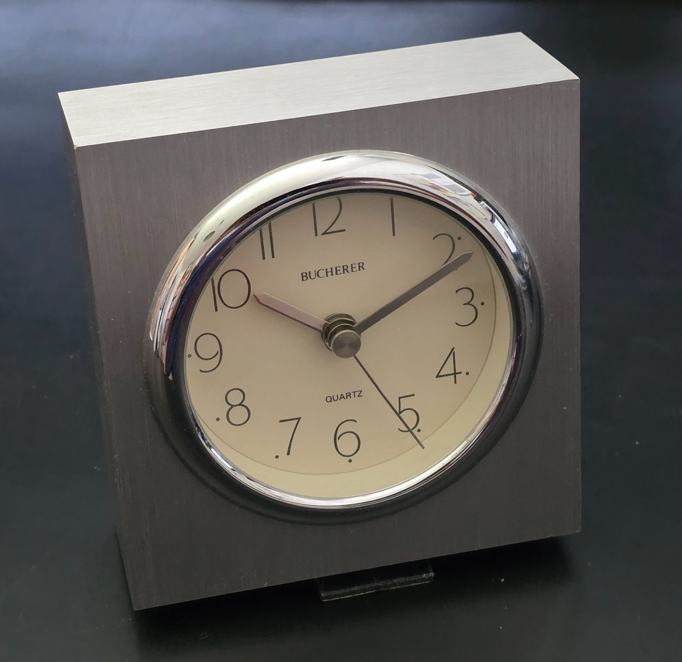 Bucherer Réveils: Quartz Wecker im soliden Metallgehäuse – D'occasion à Zürich par korunar 1