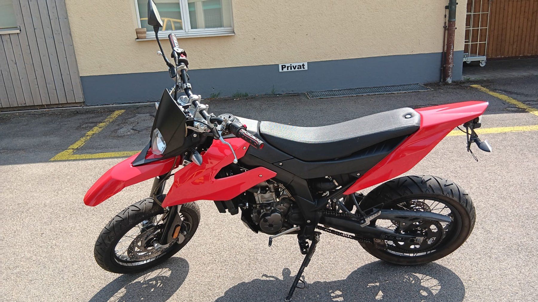 Malaguti Route: Malaguti XSM 125 – D'occasion à winterthur par Funbikes