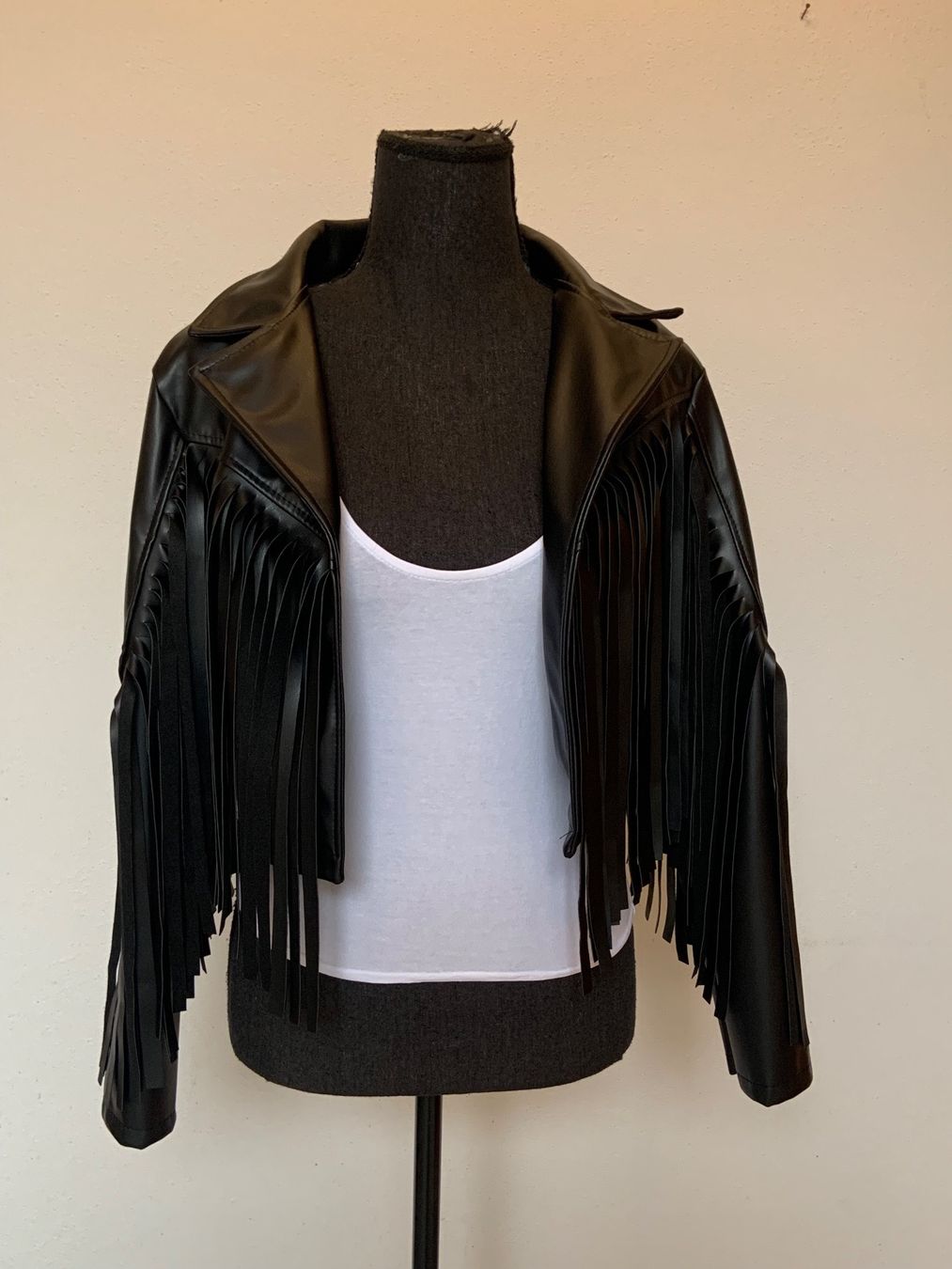 Jacken: Boho / Western Fransenjacke aus Kunstleder – Neu (gemäss Beschreibung) aus Sigriswil von ck56 3