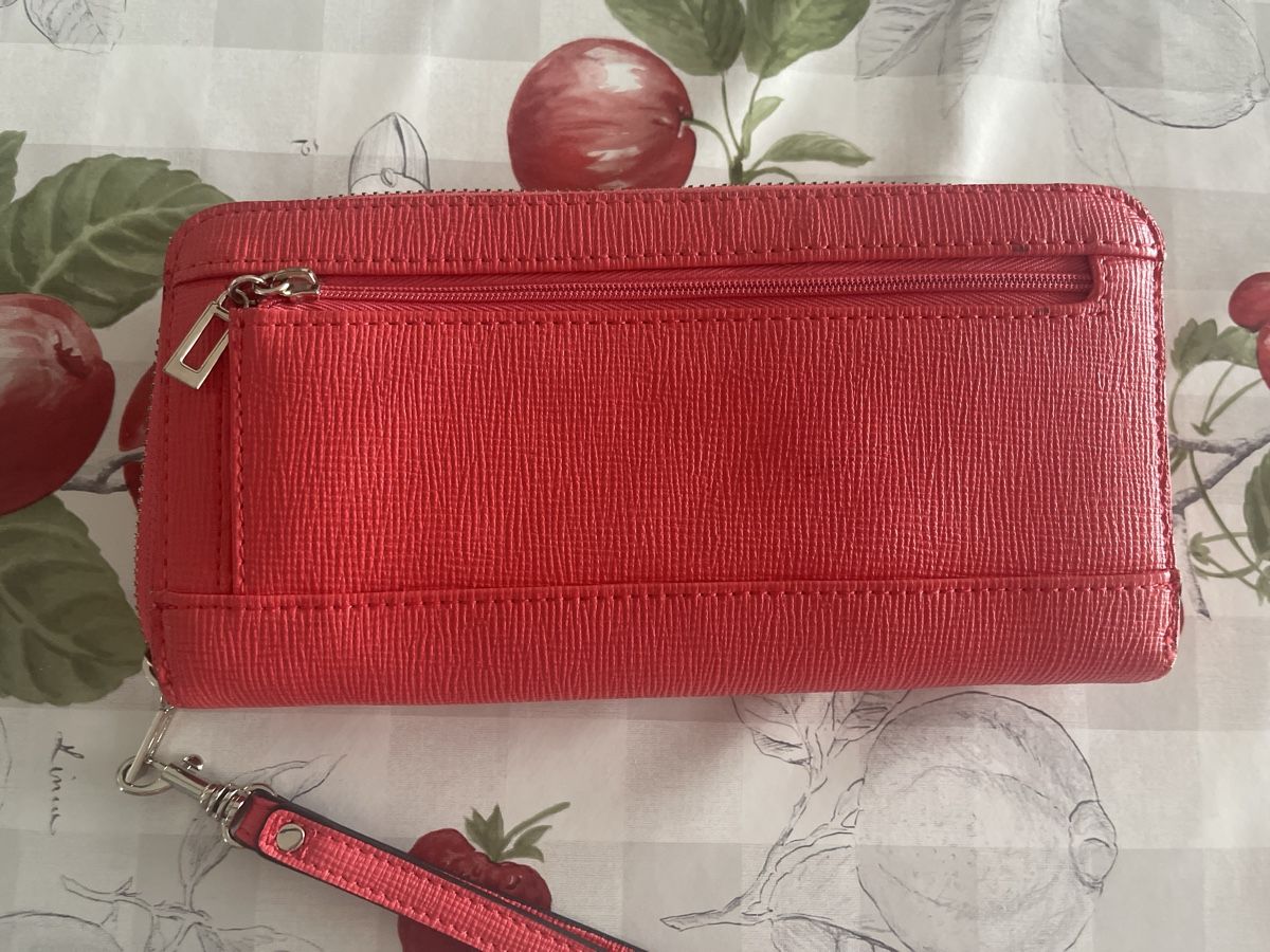 Guess Portamonete: Portemonnaie Guess orange-rot – Usato da Täuffelen venduto da Nice800 2