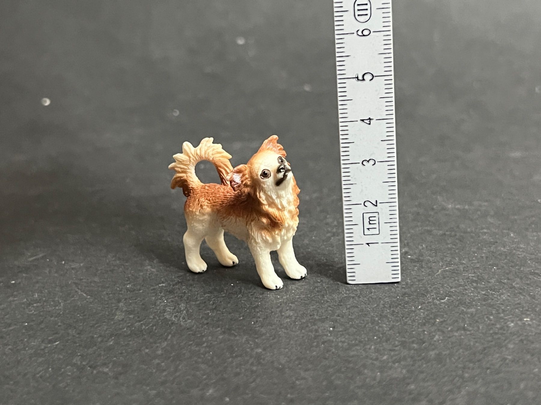 Schleich Statuette: Schleich Chihuahua Hund – Usato da Ennetbaden venduto da mapa05 2