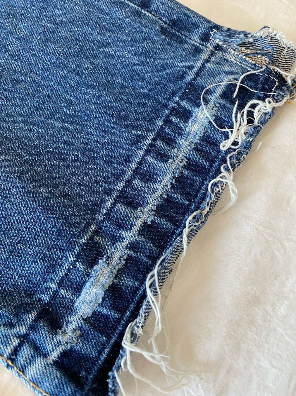 Zara Jeans: Jeans bleu zara modifé y2k – Usato da St-Blaise venduto da Windy2 1