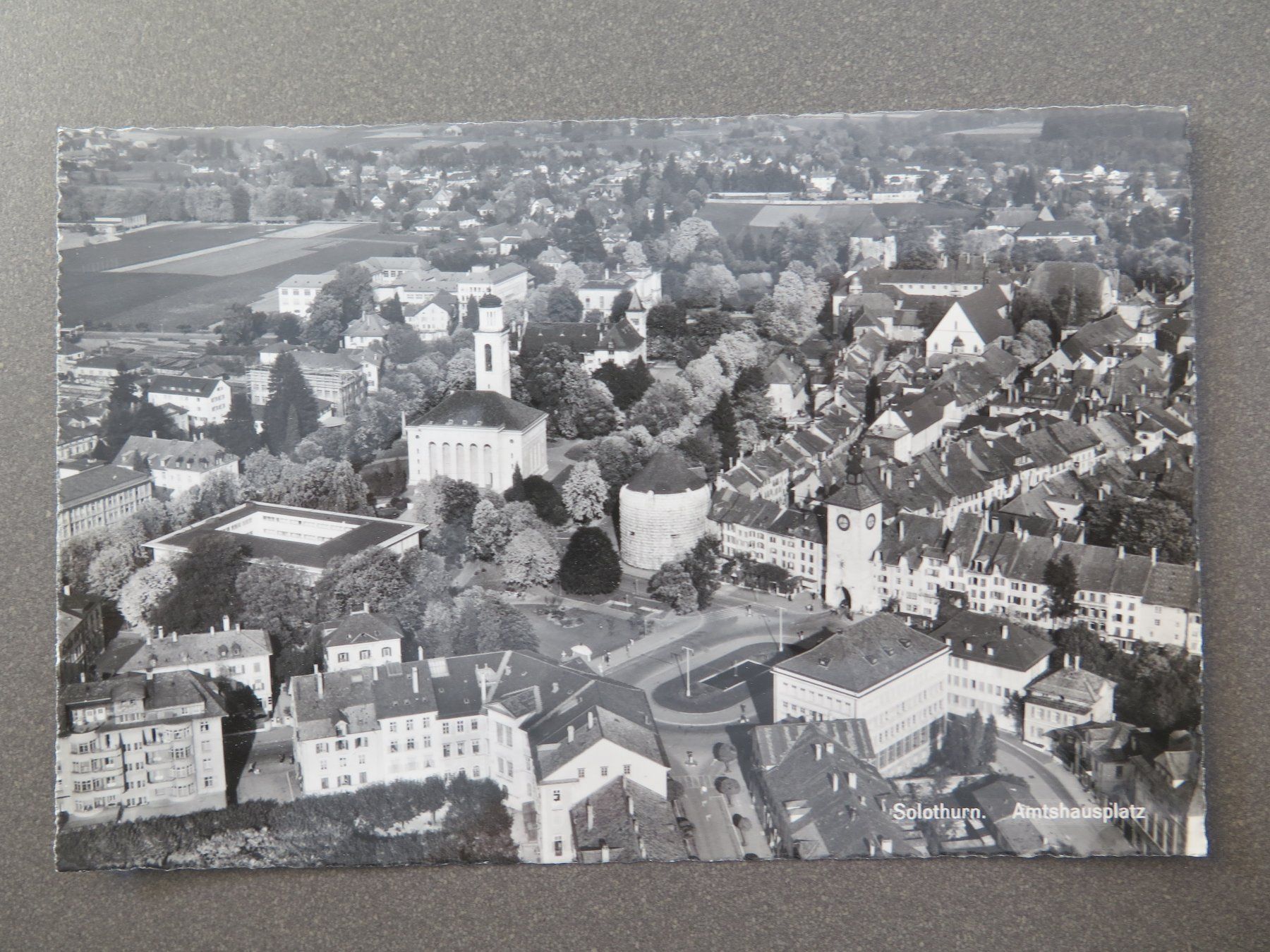 Cartoline postali: SOLOTHURN - AMTSHAUSPLATZ - FLUGAUFNAHME – Usato da Wittenbach venduto da lipasal