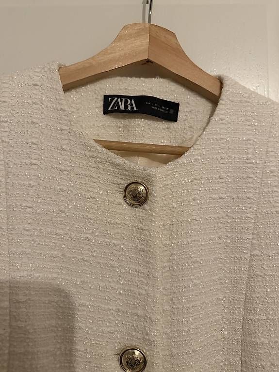 Giacche: ZARA Blazer Jacken  L  neu beide 35CHF – Usato da St. Gallen venduto da dan_8plt 1