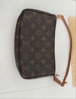 Vintage Louis Vuitton Pochette Accessoires Monogram