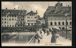 Luzern, Rathausquai mit Gasthaus zu Pfis