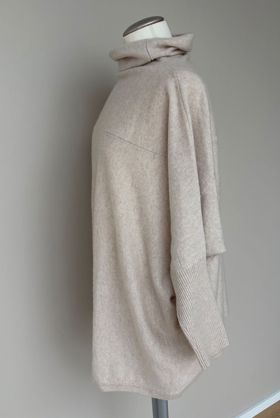Pulls & Sweat-shirts: 100% Cashmere Pullover Gr.XL NP339,- – Neuf (Voir description) à Degersheim par Starkigel 4