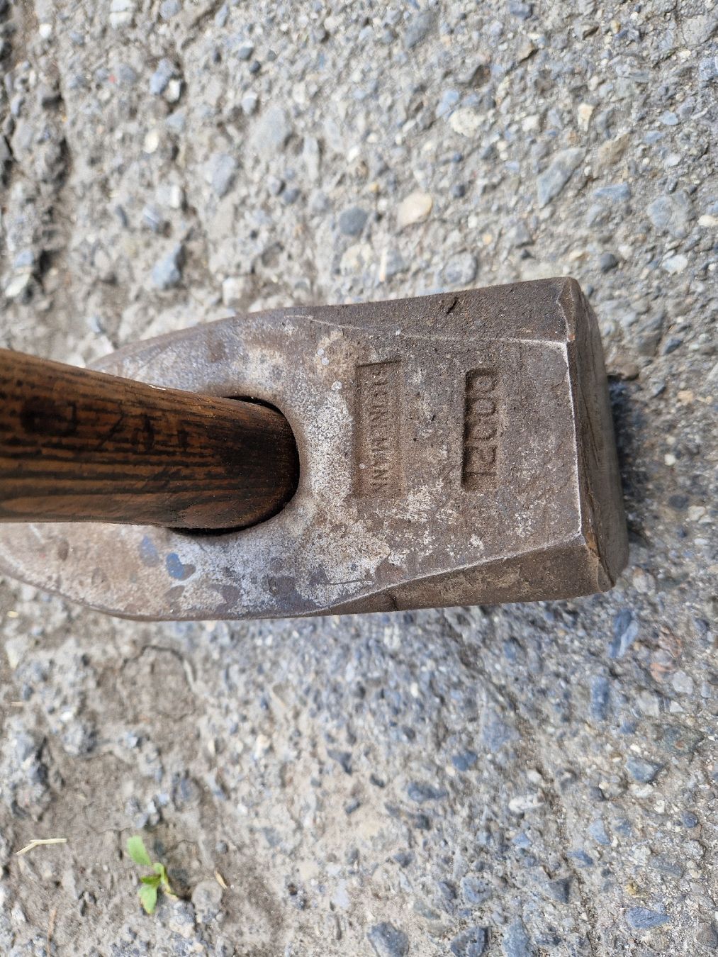 Tutti gli attrezzi: 12kg Hammer / Vorschlaghammer – Usato da Herbligen venduto da and_q5hr 3