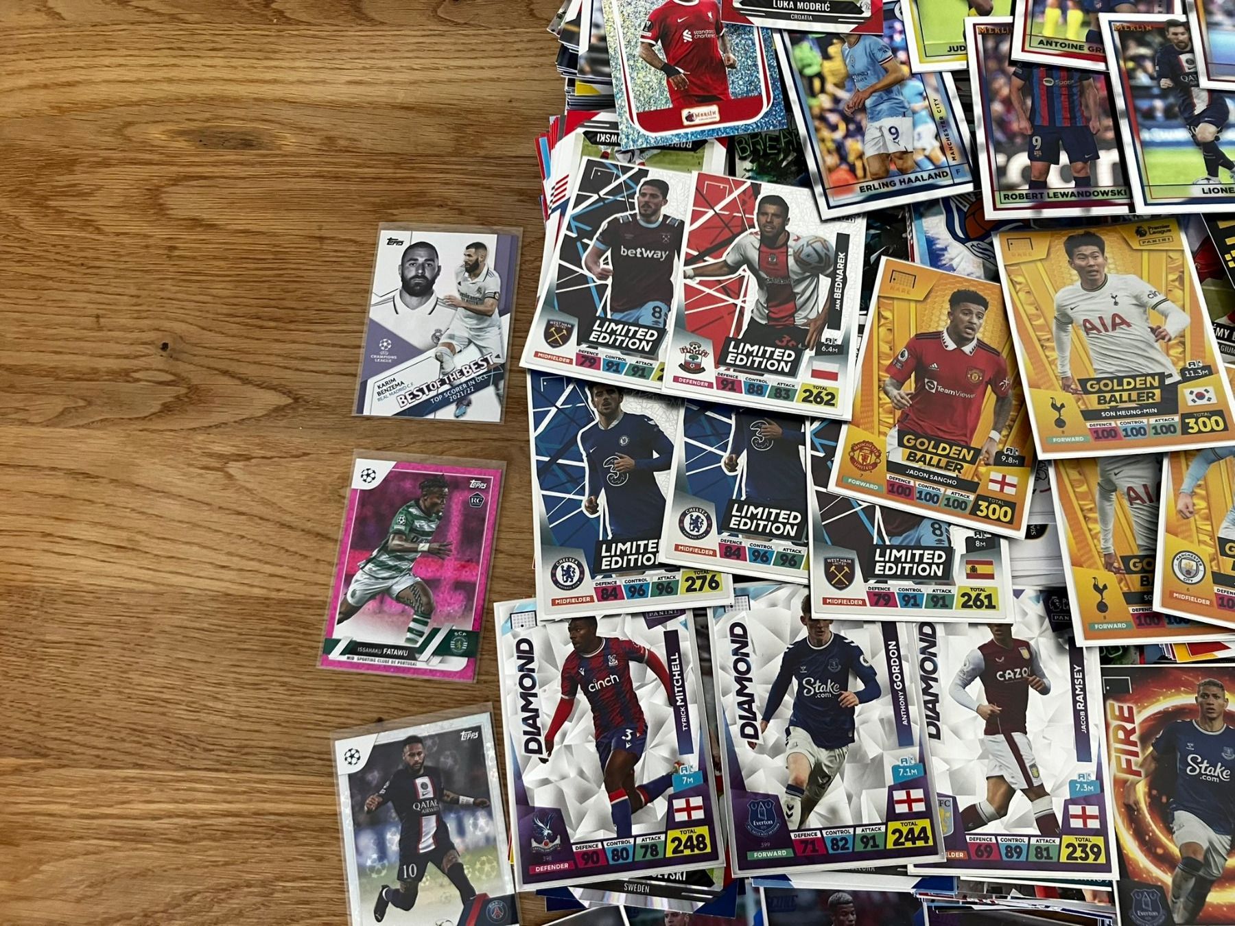 Topps Sammelbilder & Trading cards: Fussball Sammelkarten 3700+ – Neu (gemäss Beschreibung) aus Altdorf UR von  8
