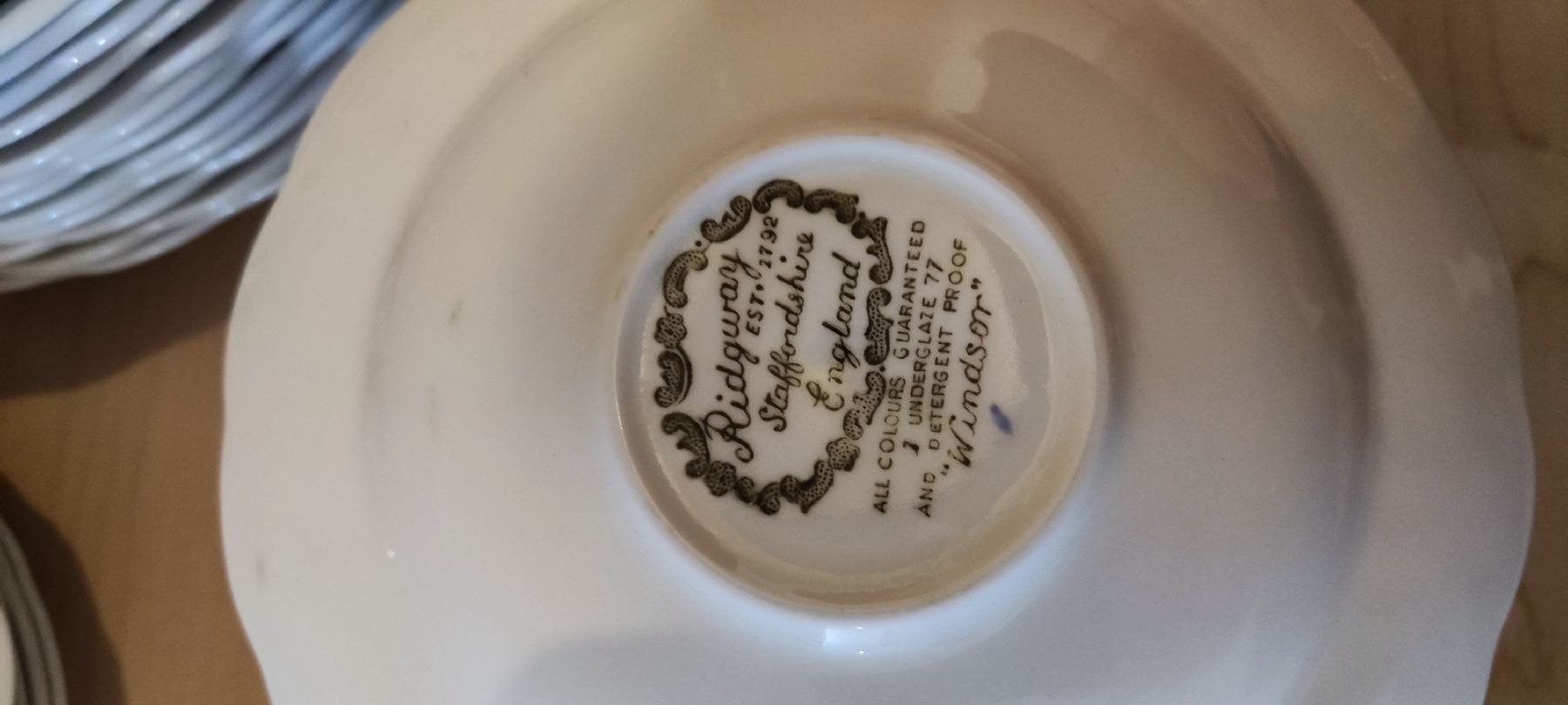 Set di piatti: Staffordshire England Windsor – Usato da Schongau venduto da Retro_Shop 5
