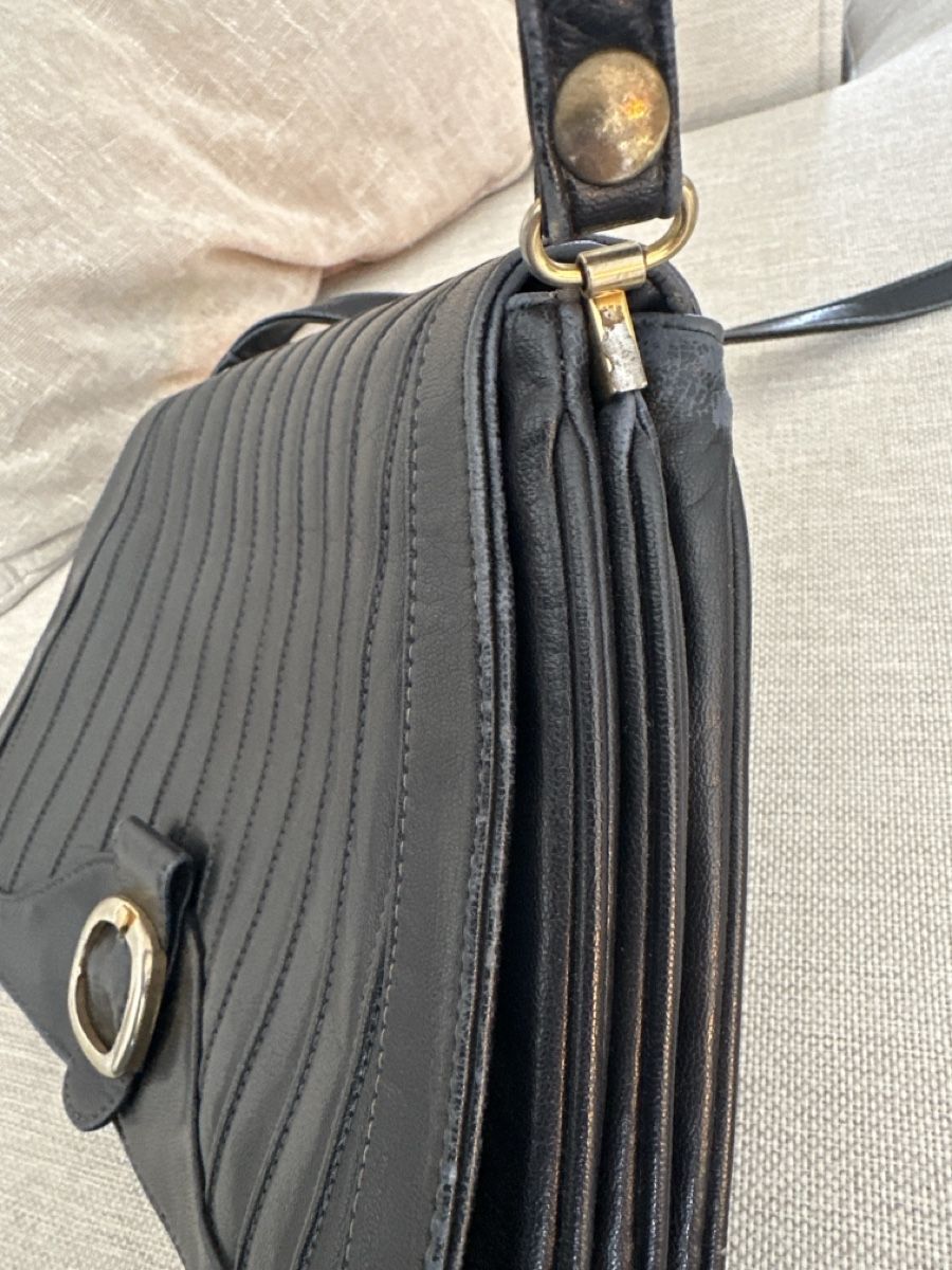 Sacs: Vintage leather bag dark blue  – D'occasion à Zürich par car_68nt 2