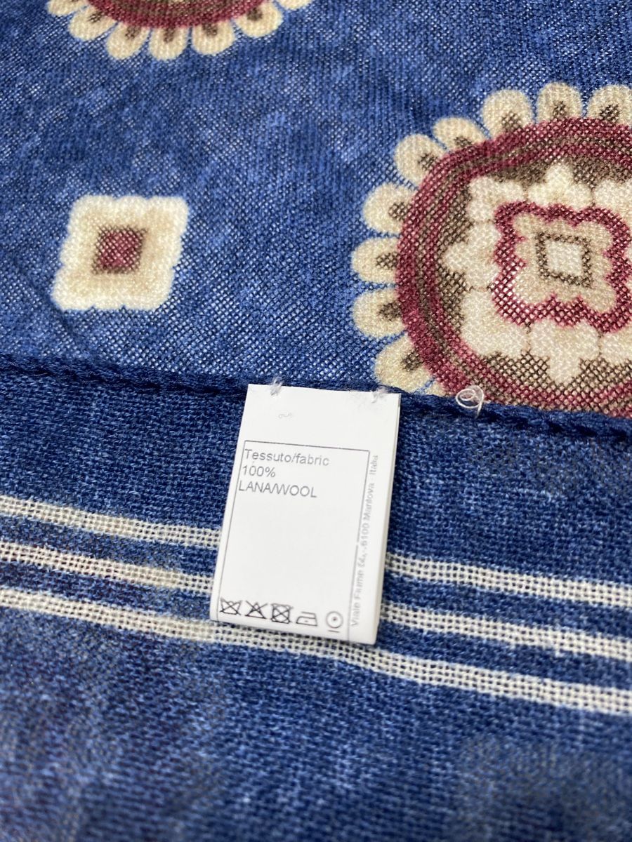 Foulard & Sciarpe: Wolle Schal 🌸 – Usato da Opfikon venduto da Luis144 3