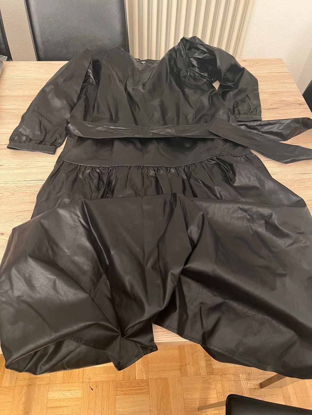 Twinset Vestiti: Robe Twinset – Nuovo (secondo la descrizione) da La Chaux-de-Fonds venduto da GabrielaKlein 2