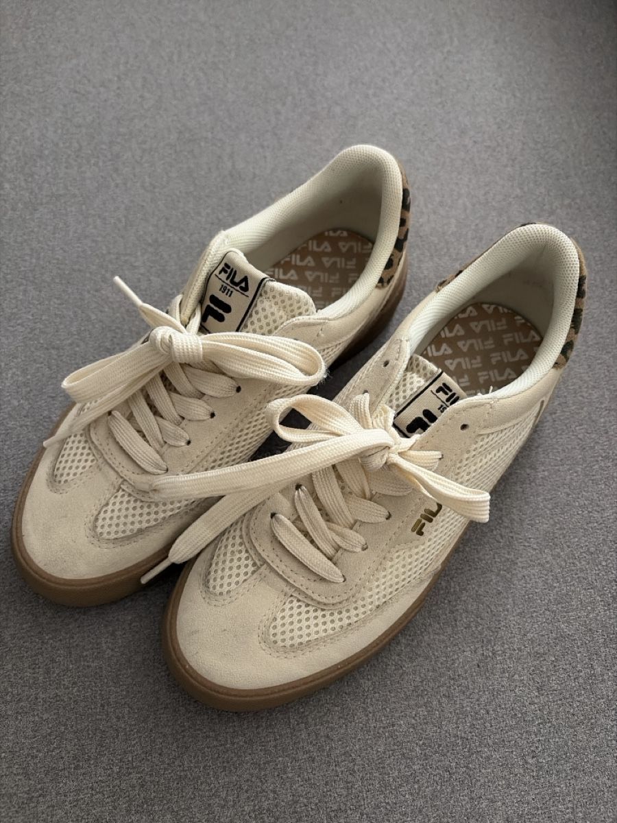 Fila Scarpe da donna: Basket Fila pointure 37 – Usato da Marin-Epagnier venduto da hibiscus26