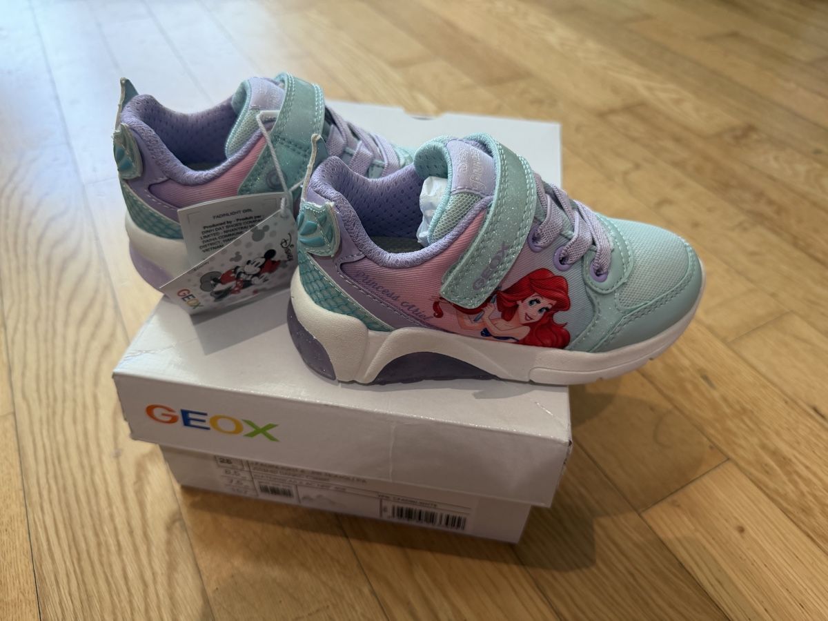 Geox Scarpe per ragazze: Geox Disney Mädchen 25 – Nuovo e nell'imballaggio originale da Winterthur venduto da _cyb3r-w0lf_