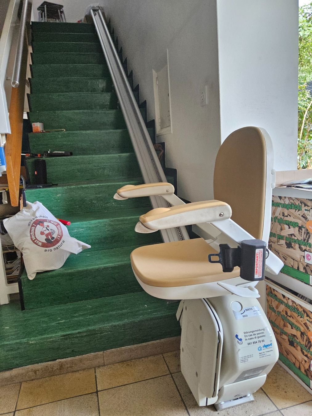 Scale: Treppenlift – Usato da Oberwil BL venduto da Interact
