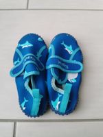 Blaue Badeschuhe, Gr. 26/27