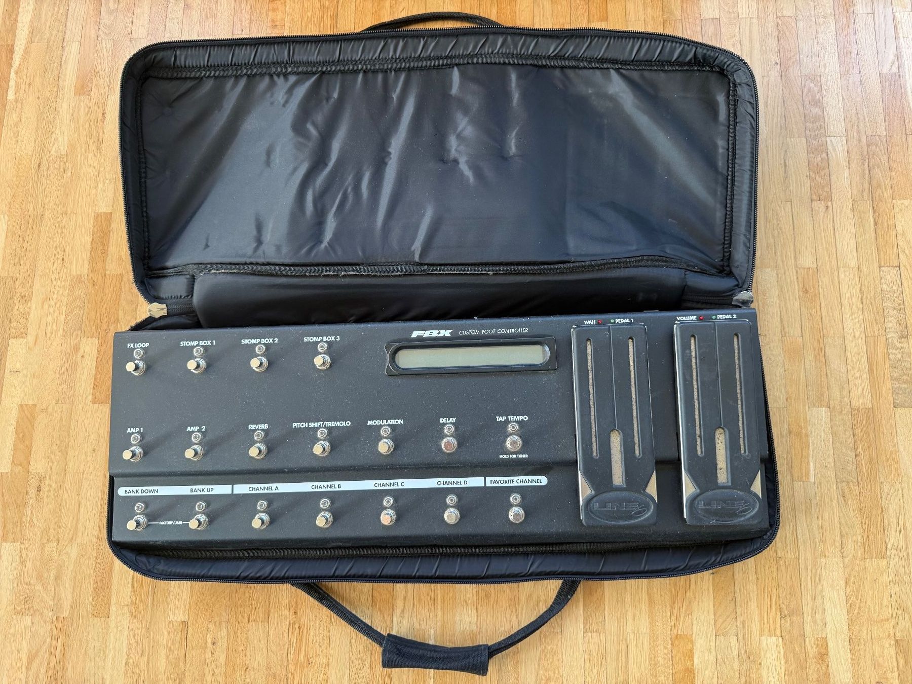 Line 6 Musikinstrumente: Line 6 FBX Longboard Custom Foot Controller - Top Zustand! – Gebraucht aus Zürich von Sven1968 3