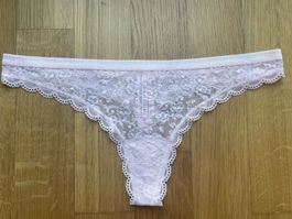 Victoria’s Secret Lace Thong S NEW