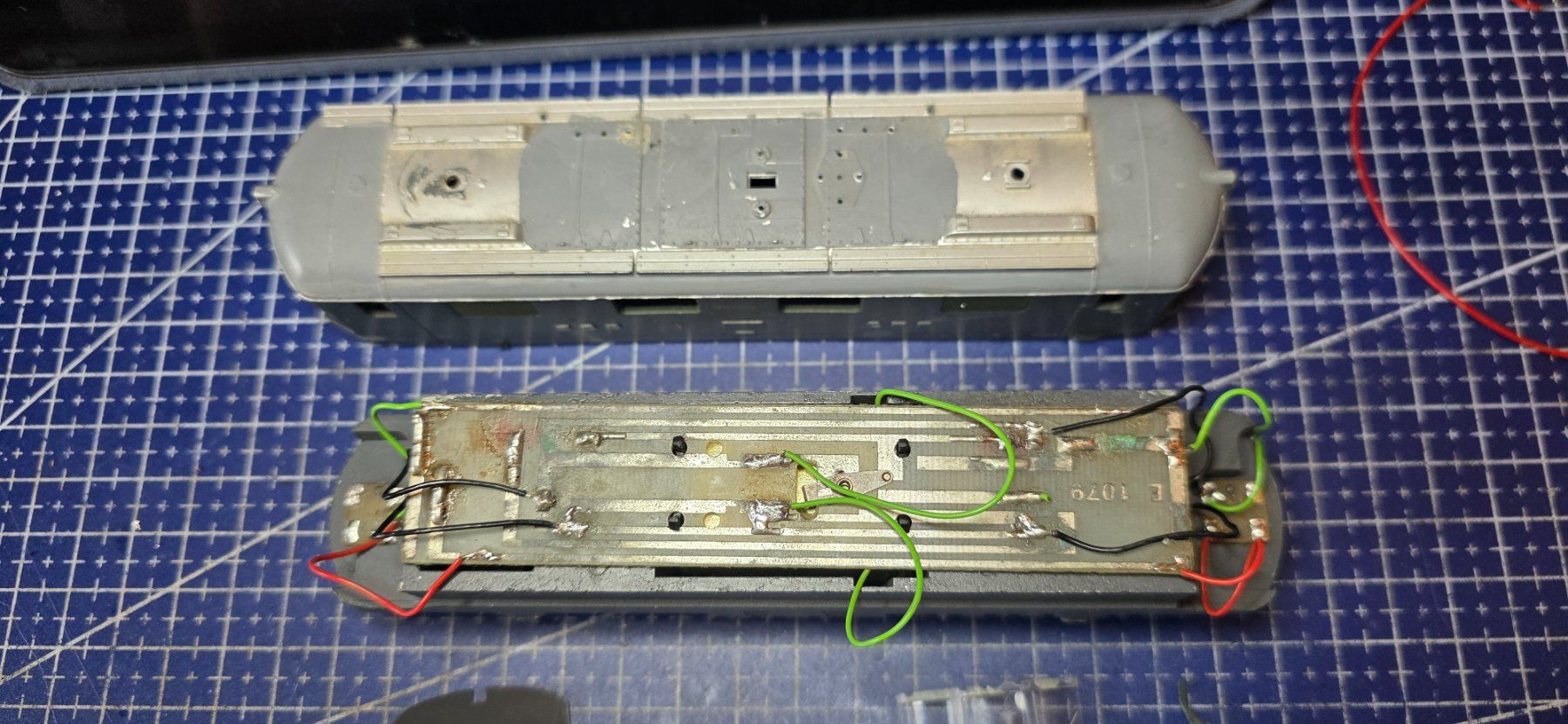 Lima Modellini di ferrovie: Lima Re4/4 H0/DC analog Ersazteile – Usato da Hochfelden venduto da Danizh0 1
