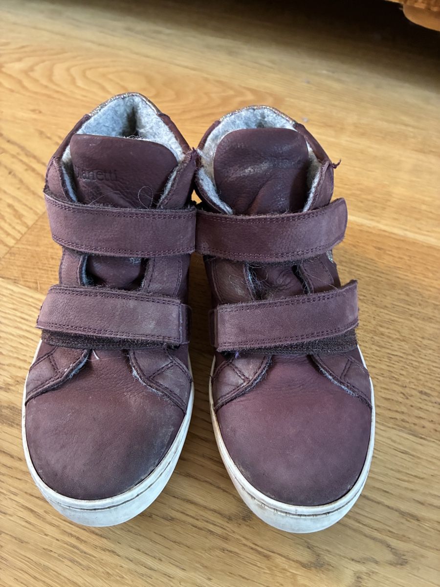 Lowa Schuhe für Mädchen: 3 Paar Winterschuhe Gr. 32 – Gebraucht aus Luzern von lkpr 4
