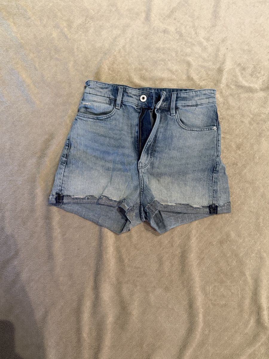 G-Star Jeans: G-Star Jeans Shorts Grösse 26 – Usato da Castrisch venduto da Vali-19
