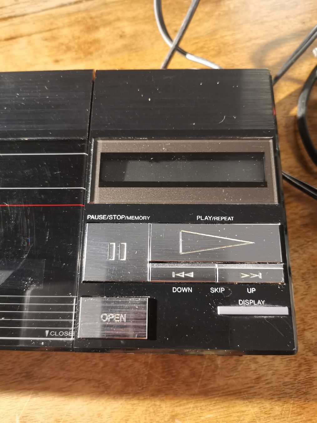 Tragbarer Mediaplayer: TOSHIBA compact disc player XR-J9 – Gebraucht aus La neuveville von Madmax1979 2