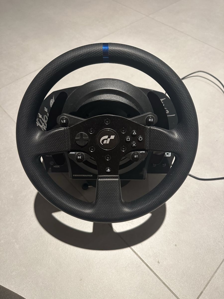 Thrustmaster Controller: Thrustmaster T300RS GT + Shifter TH8A – Nuovo (secondo la descrizione) da Yverdon-les-bains venduto da piv_qn86