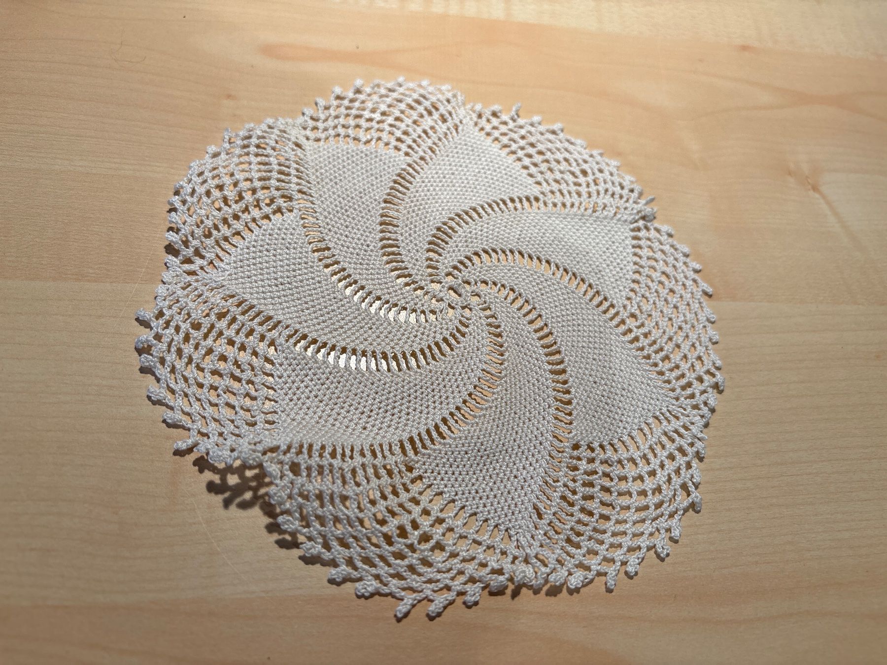 Sottobicchieri: Handgestricktes Deckchen, weiss, Vintage, Top Zustand! – Usato da Bülach venduto da Jackybabue 1