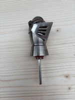Flaschenausgiesser Ritterhelm silberfarben gebraucht
