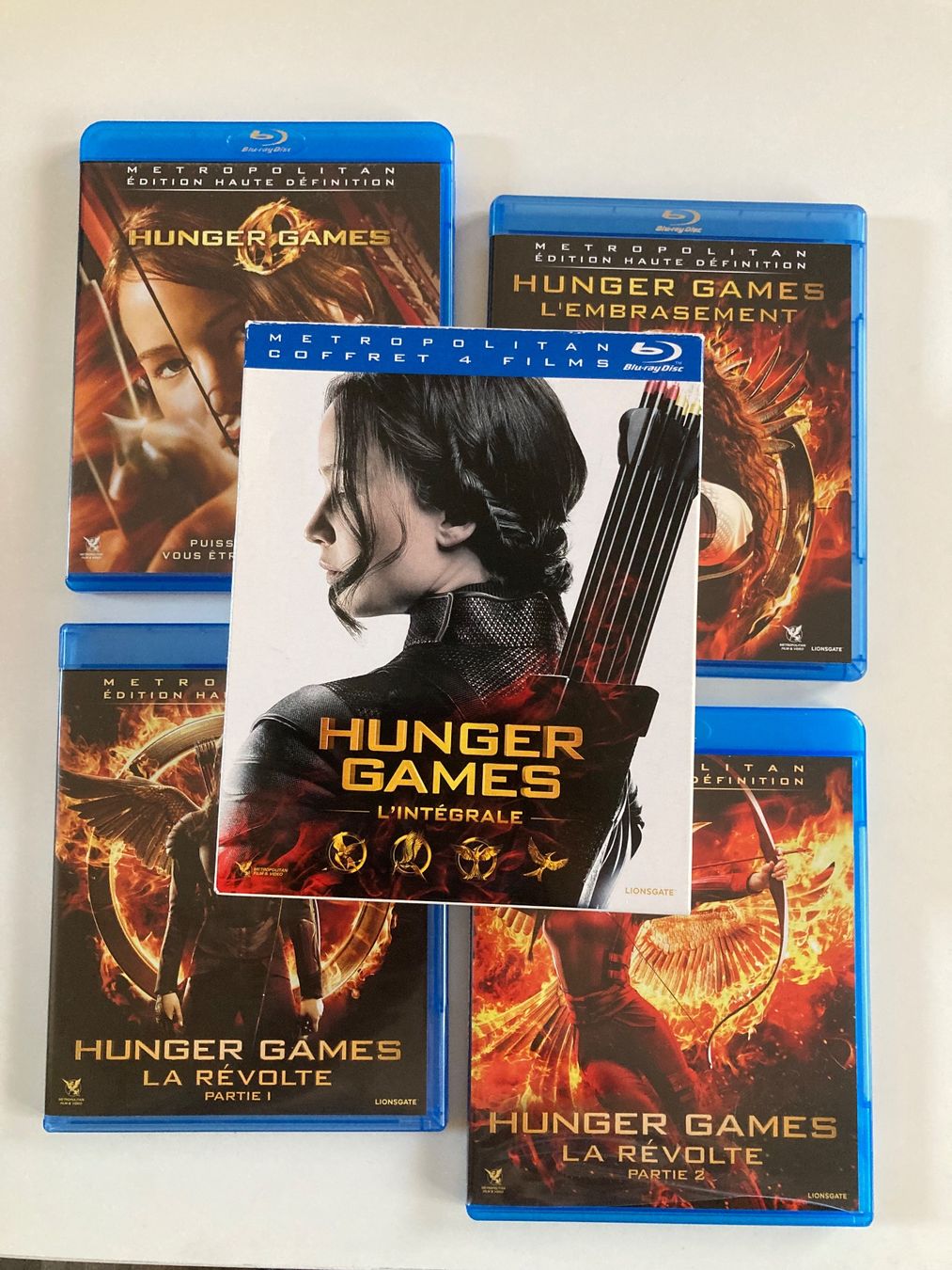 Tous les DVDs: Hunger Games Blu-ray coffret 4 films – D'occasion à Bassecourt par CALUMET-X