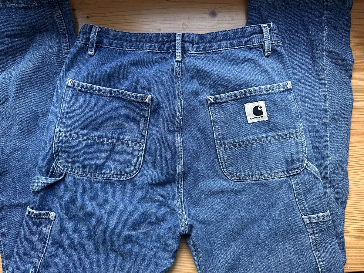 Carhartt Jeans: Carhartt Jeans - RW/Boyfriend – Usato da Rorbas venduto da ComfySofa 1