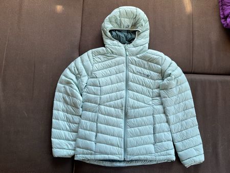 Doudoune légère Trevolution, Taille 40