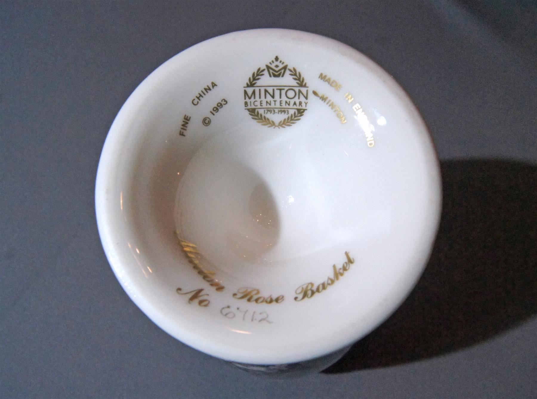 Vase & Récipients: Minton Bicentenary 'Rose Basket' Vase – D'occasion à Geroldswil par ARTEFACTO 4