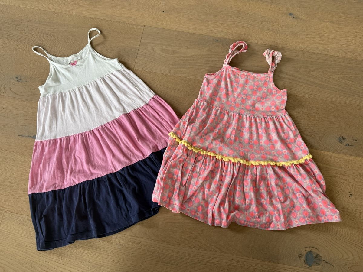 Vestiti & Gonne: Kleider Gr.122/128 – Usato da Arnegg venduto da Not2Miss
