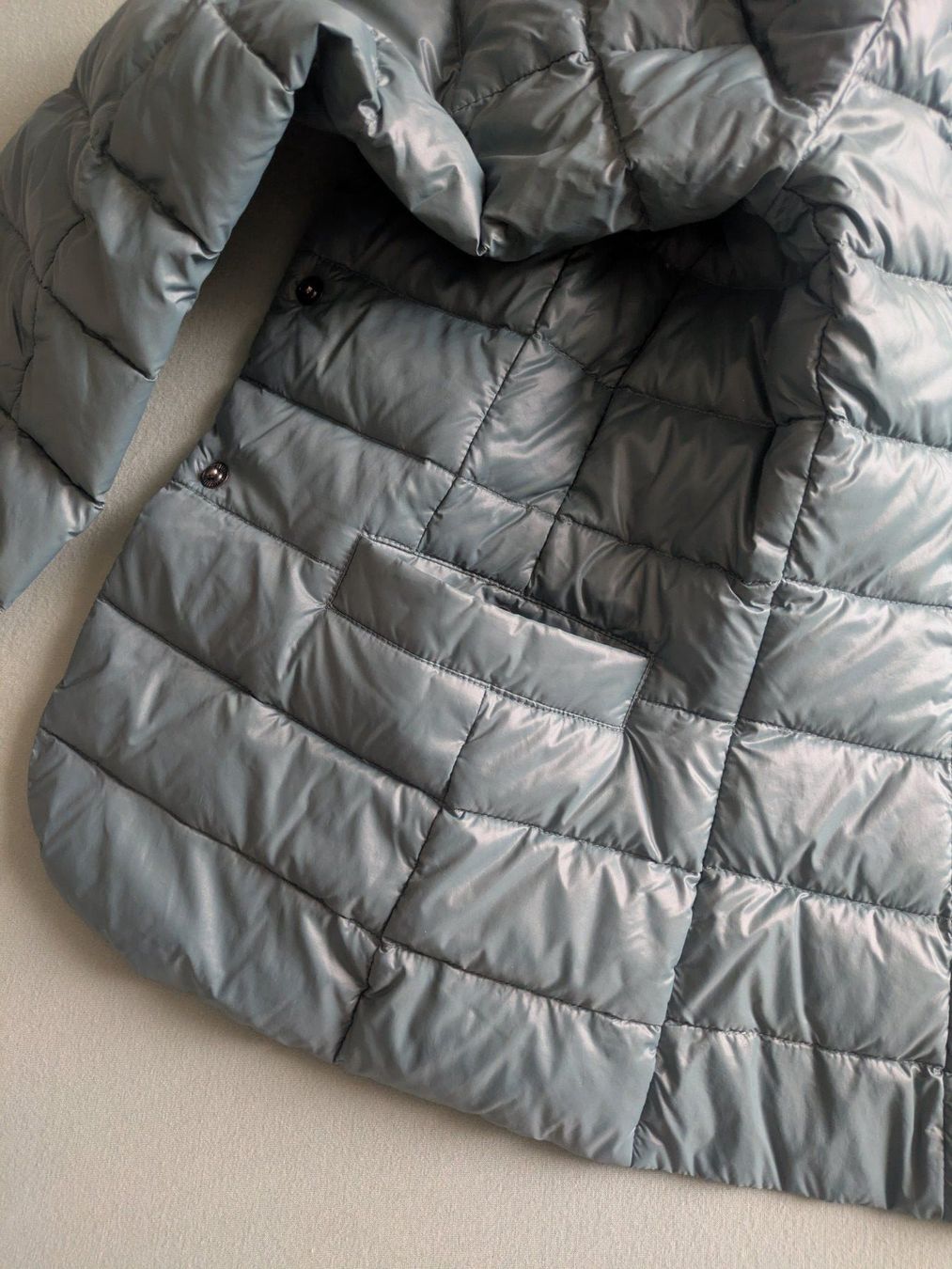 Benetton Jacken: Benetton Women's Light Jacket Size 40 IT Grey – Gebraucht aus Losone von AlpineLayer 6