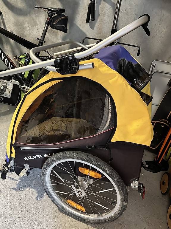 Burley Anhänger: Remorque double pour vélo Burley – Gebraucht aus Salavaux von almonda