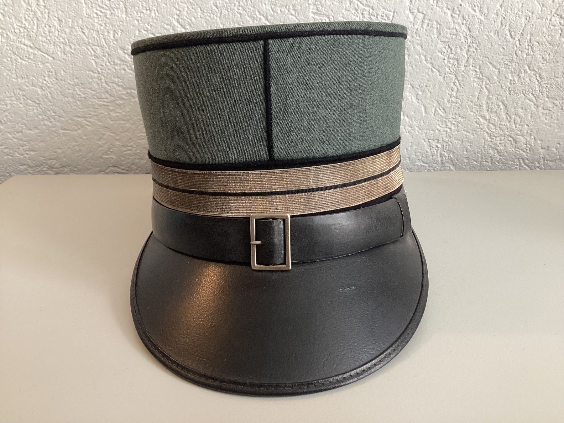 Schweizer Armee Uniformi: Casquette officier 1926 – Usato da Vouvry venduto da marius09