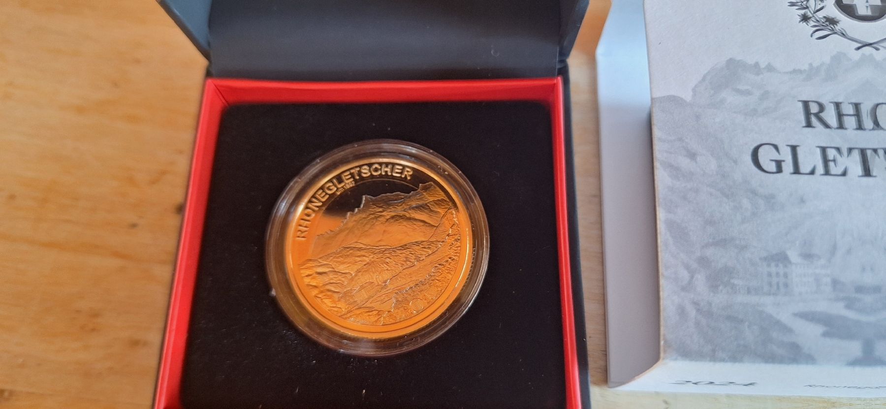 Tutti le monete: Pièce Rhonegletscher 2024-   10fr – Nuovo e nell'imballaggio originale da Le Sentier venduto da Loorenz 2