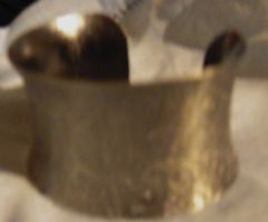 23)  Armreif