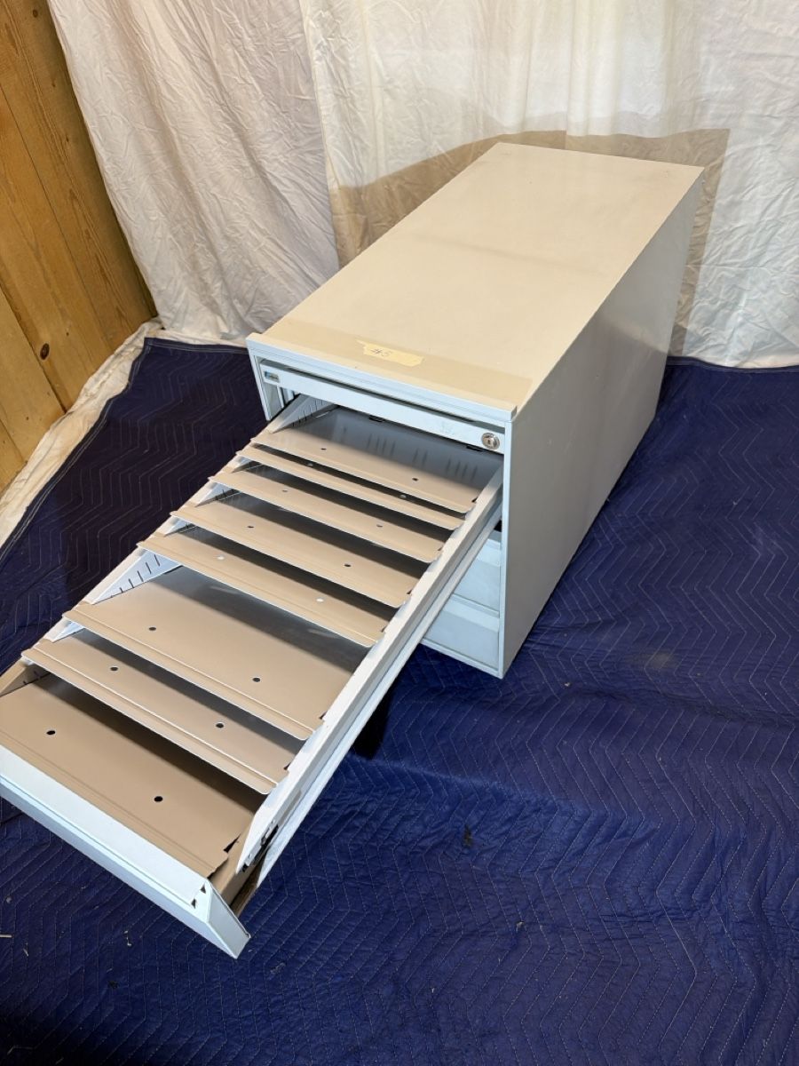 Lista Eléments de bureau: Lista Office Kopus mit Rollen #5 – D'occasion à Rehetobel par ZM81 2