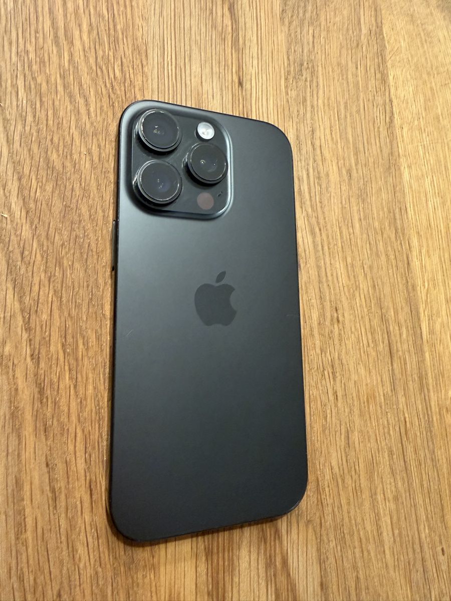 Apple Telefoni cellulari / Smartphones: Iphone 16 pro, 256 gb – Usato da Näfels venduto da noinoi.xx 4