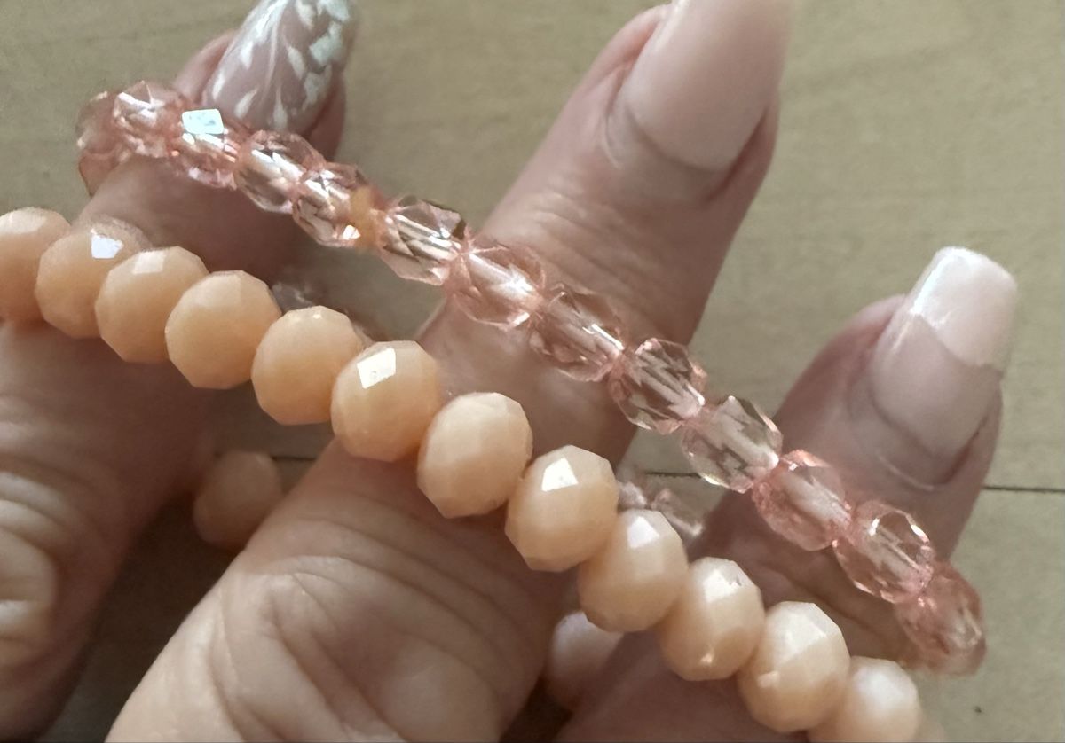Armbänder & -reifen: Armbänder Set rosa Perlen guter Zustand – Neu (gemäss Beschreibung) aus Lyss von Sibella56 1