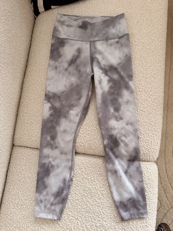 Damen Leggings Nike Dri-Fit Grösse XS grauer Print