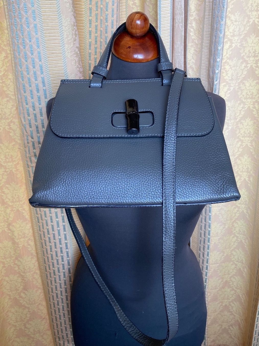 Borse da donna: Ledertasche m. Bambooverschluss Designer Style – Usato da Besazio venduto da lionheart63 3